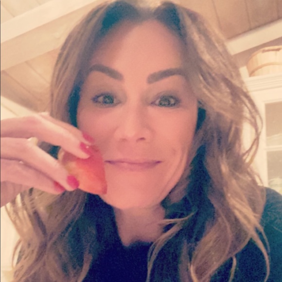 Meet your Posher, Crystal - Picture 1 of 1